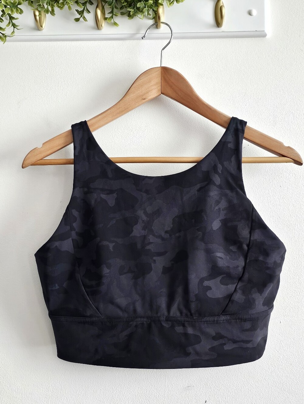 Lululemon Black Camo Cutout Back Longline Sports Bra Size 12